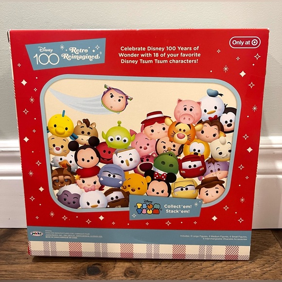 Tsum Tsum Disney100 Retro Reimagined Holiday Pack 18 Figures with Accessories - Picture 3 of 8